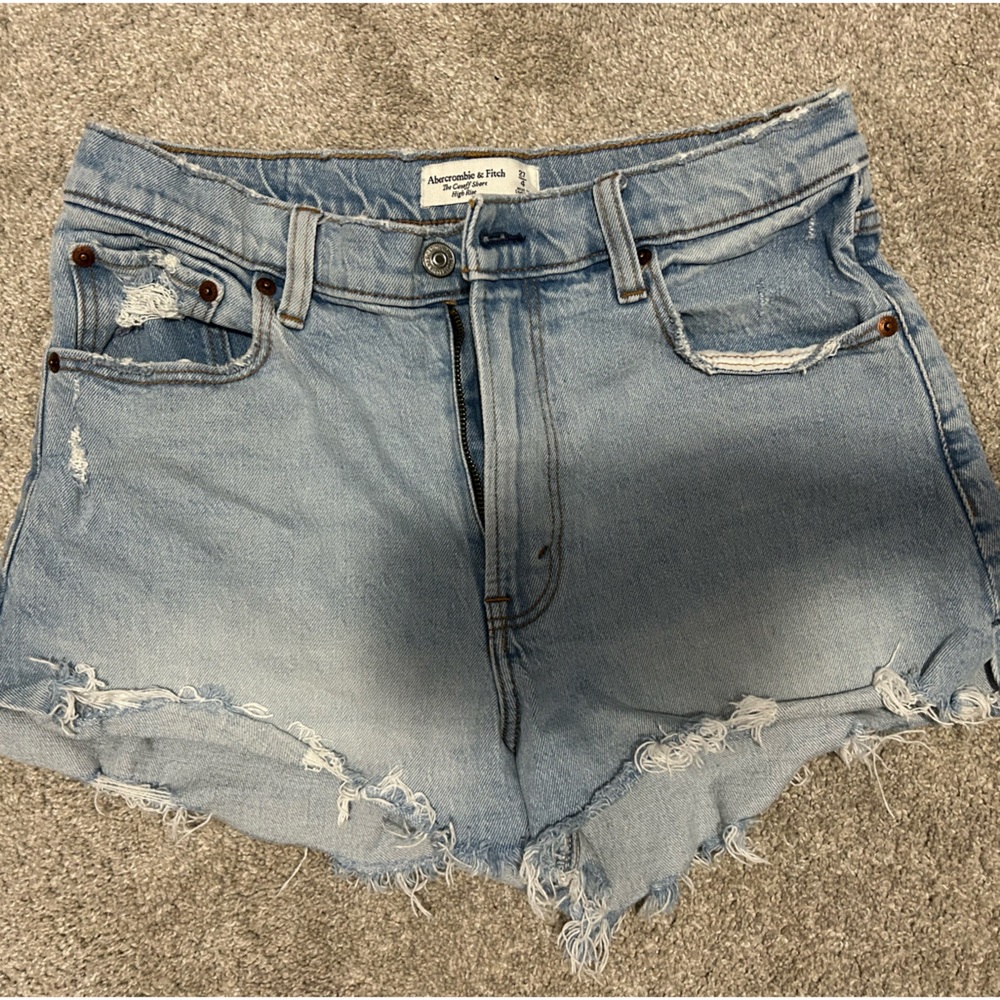 Abercrombie & Fitch The Cutoff Short High Rise size 27/4